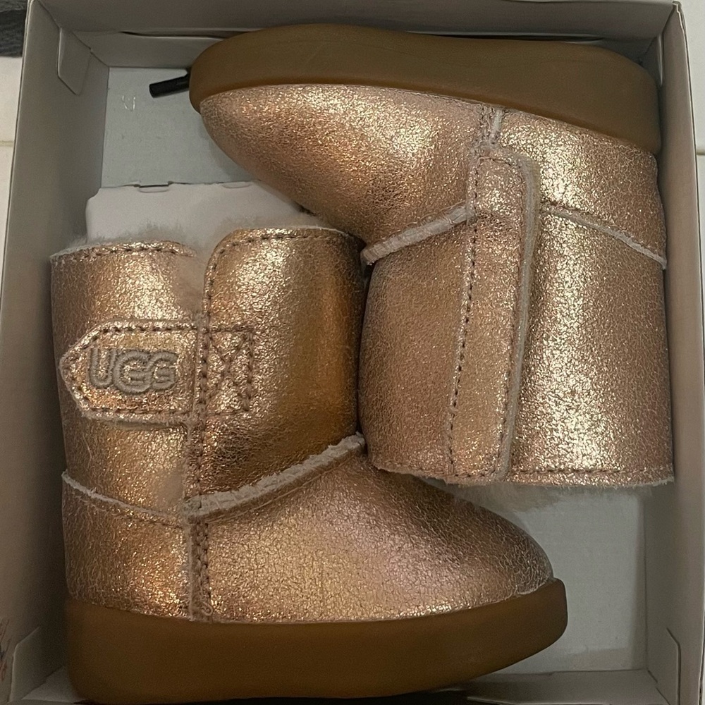 UGG Keelan Metallic Infant Booties